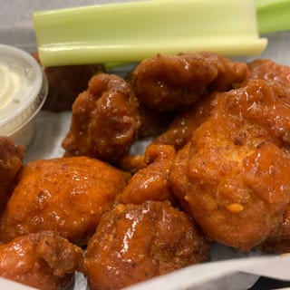 Boneless Wings (5)