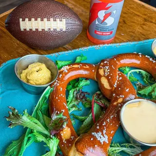 Jumbo Pretzel